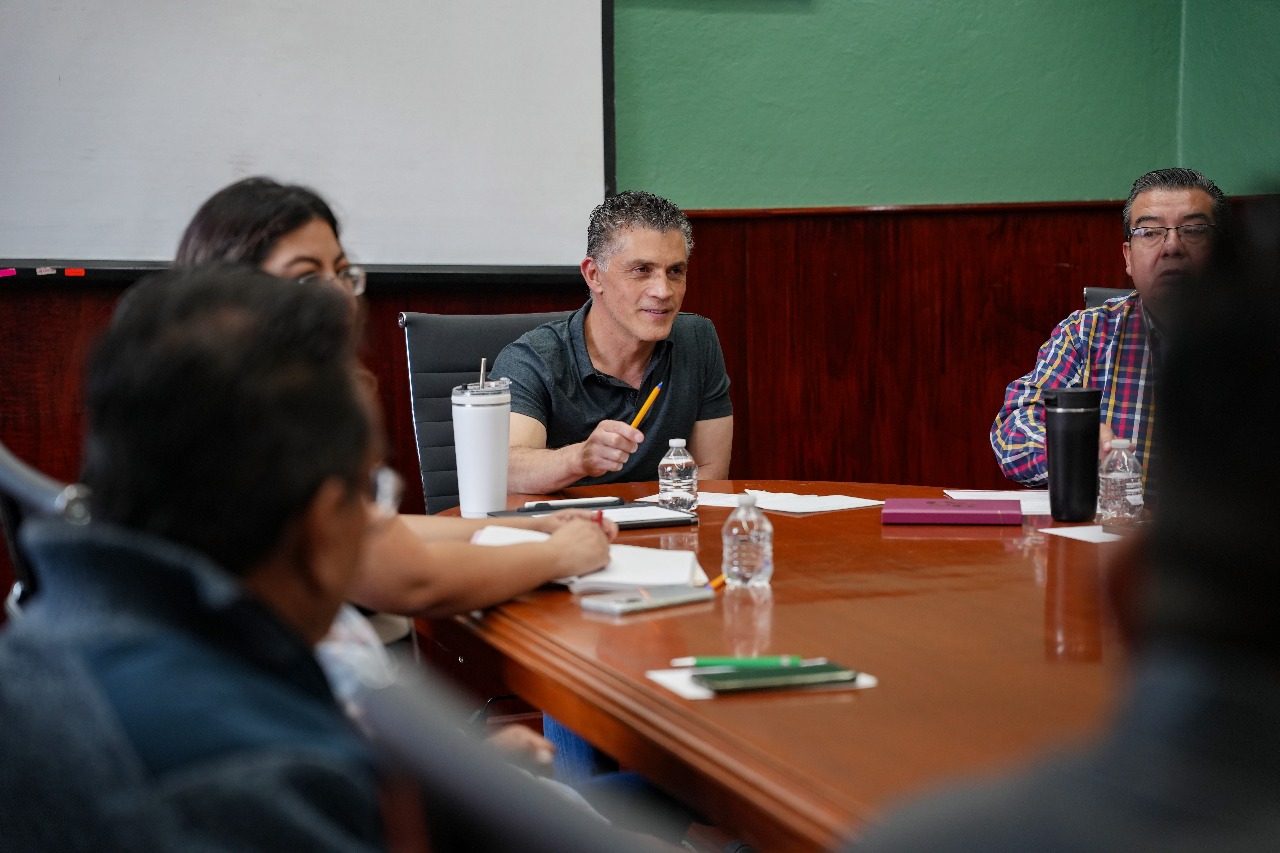 Alcalde Alfonso Sánchez García fortalece diálogo con comerciantes del mercado Emilio Sánchez Piedras